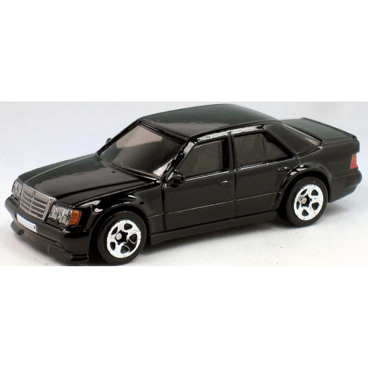 Hot Wheels - Factory Fresh - Mercedes-Benz 500 E 145/250 (3+) Preowned