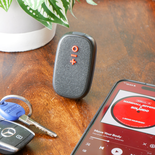 Steepletone Clip Mini Bluetooth Speaker