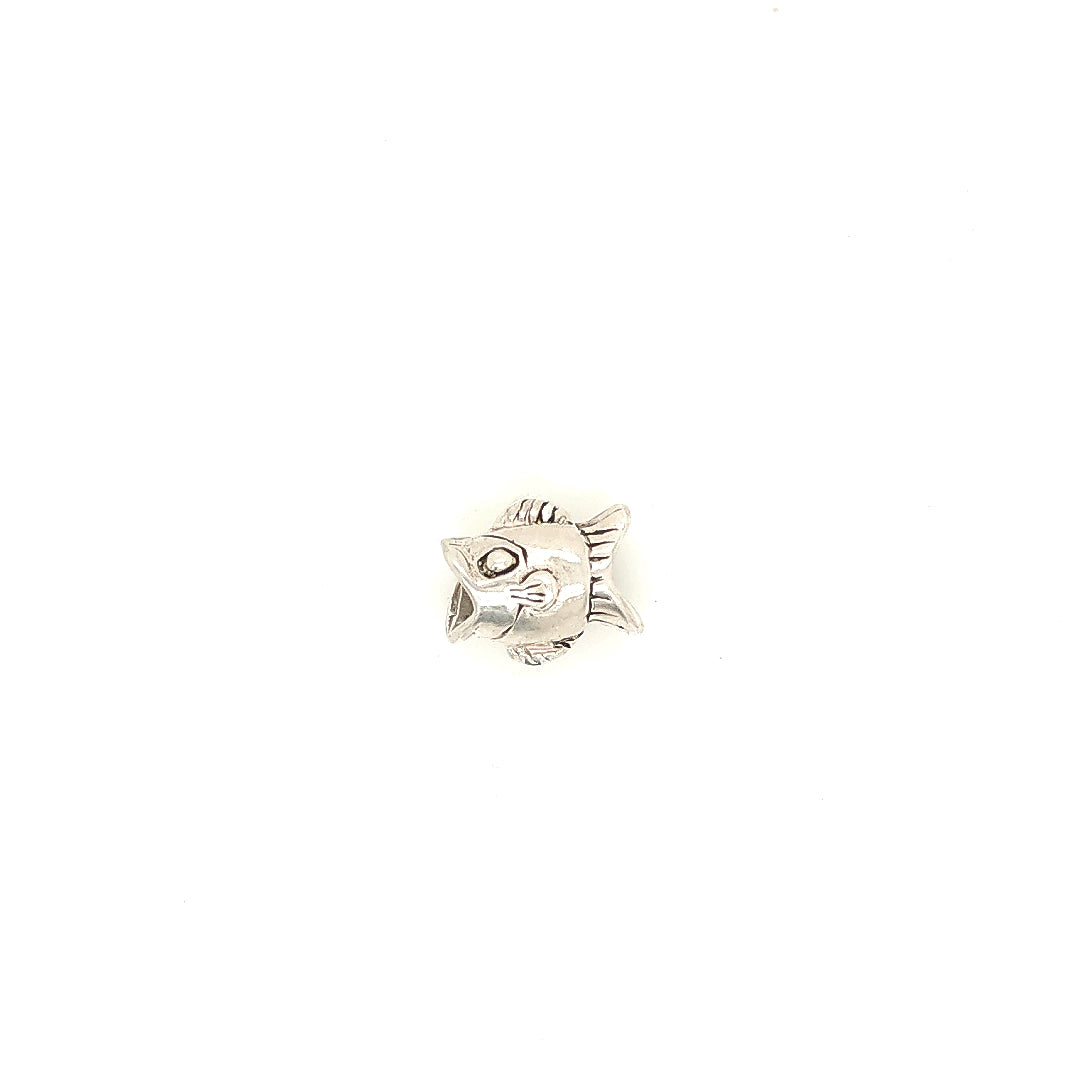 Silver Fish Charm 1.6g Preowned