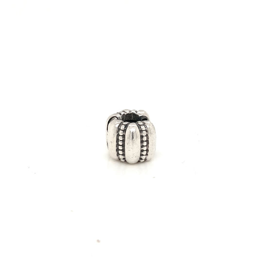 925 Silver Pandora Ridged with Dots Clasp Charm Approx 3g Preowned